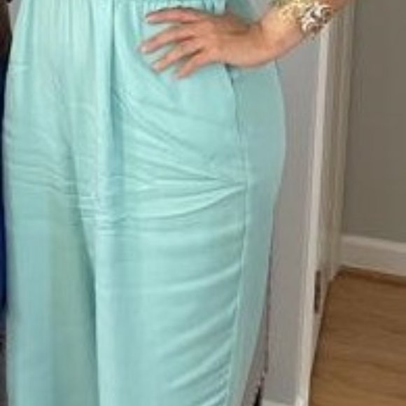 Eloquii Sculpted Sleeve Cropped Jumpsuit - Picture 6 of 8